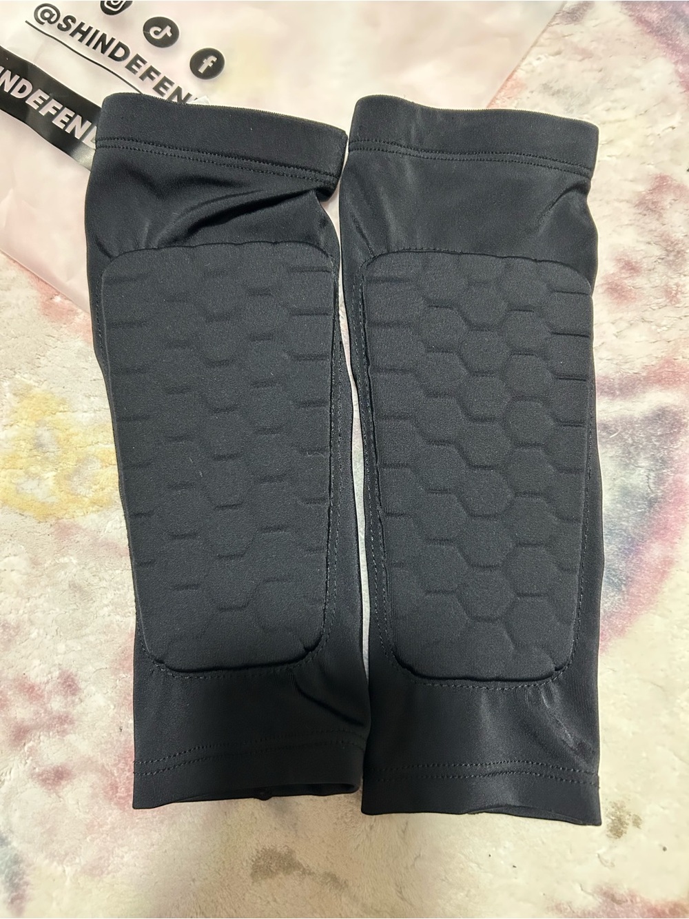 Gently Used Kids Shin Defender, Padded Shinguard